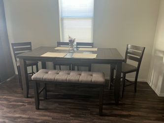 Table Set