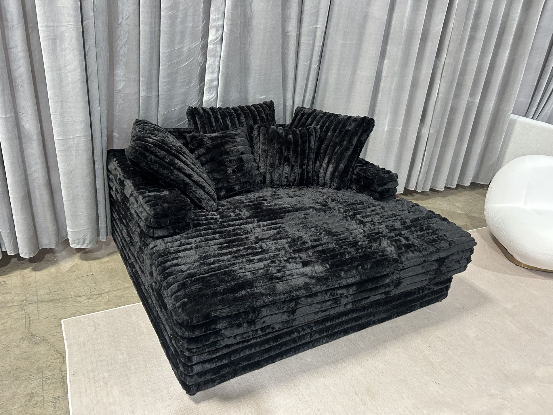 Oversized Chaise Sofa Bed