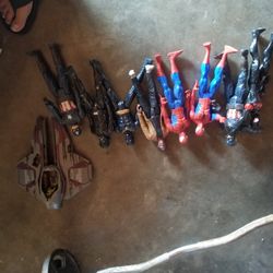Action Figures 