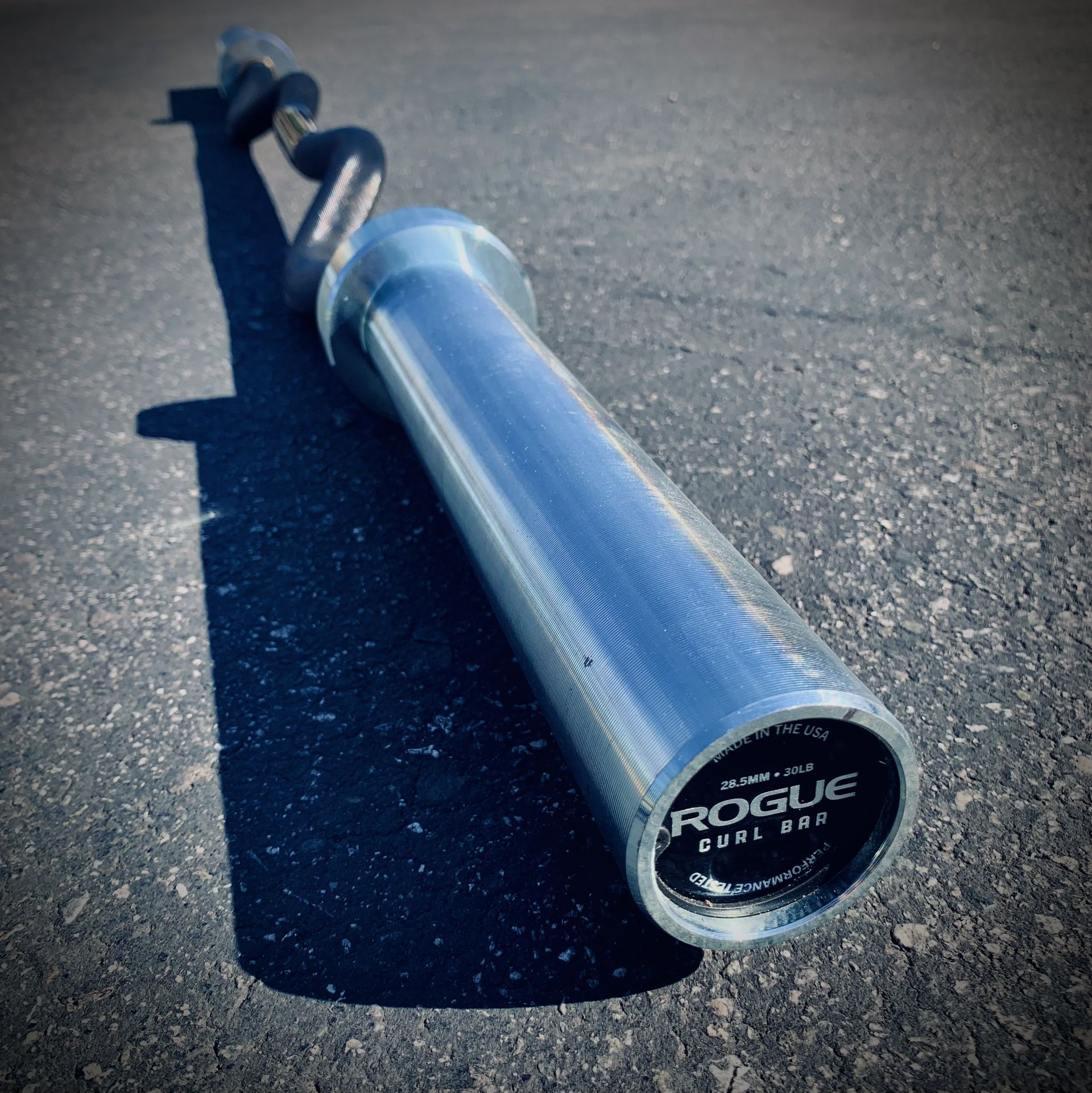 Rogue Fitness Standard Weightlifting Curl Bar