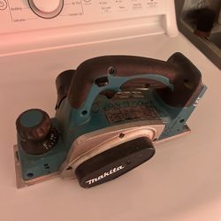 MAKITA XPK01 Planer