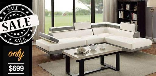 white and grey sectional 106x77 new in boxes