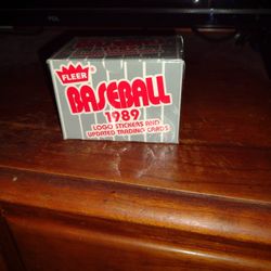 Baseball 1989 Fleer Update Set Complete Factory Sealed.  Cash Porch Pickup Redmond.