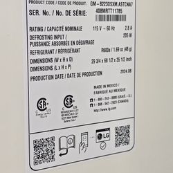 LG French Door Refrigerator (like new)