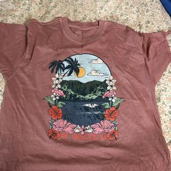 Assorted short sleeve shirts