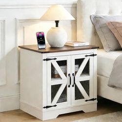 Farmhouse Nightstand with Charging Station, Side Table with Barn Door and Storage, Rustic Wood Bedside Table, End Table for Living Room and Bedroom, W