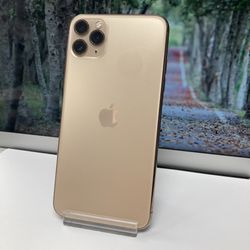 Factory Unlocked IPhone 11 Pro Max 256 gb comes with store warranty 