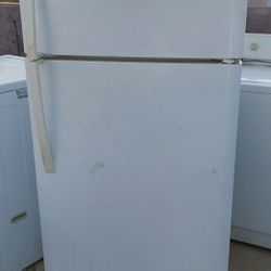 FREE DELIVERY REFRIGERATOR $150 OBO 