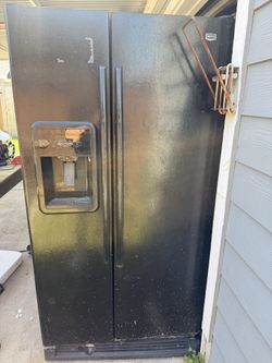 Fridge (Maytag)