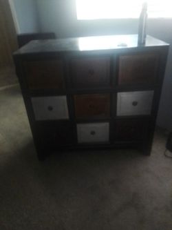Beautiful 6 drawer dresser