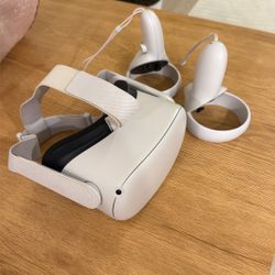 Meta Quest 2 VR – Like New / Hardly Used