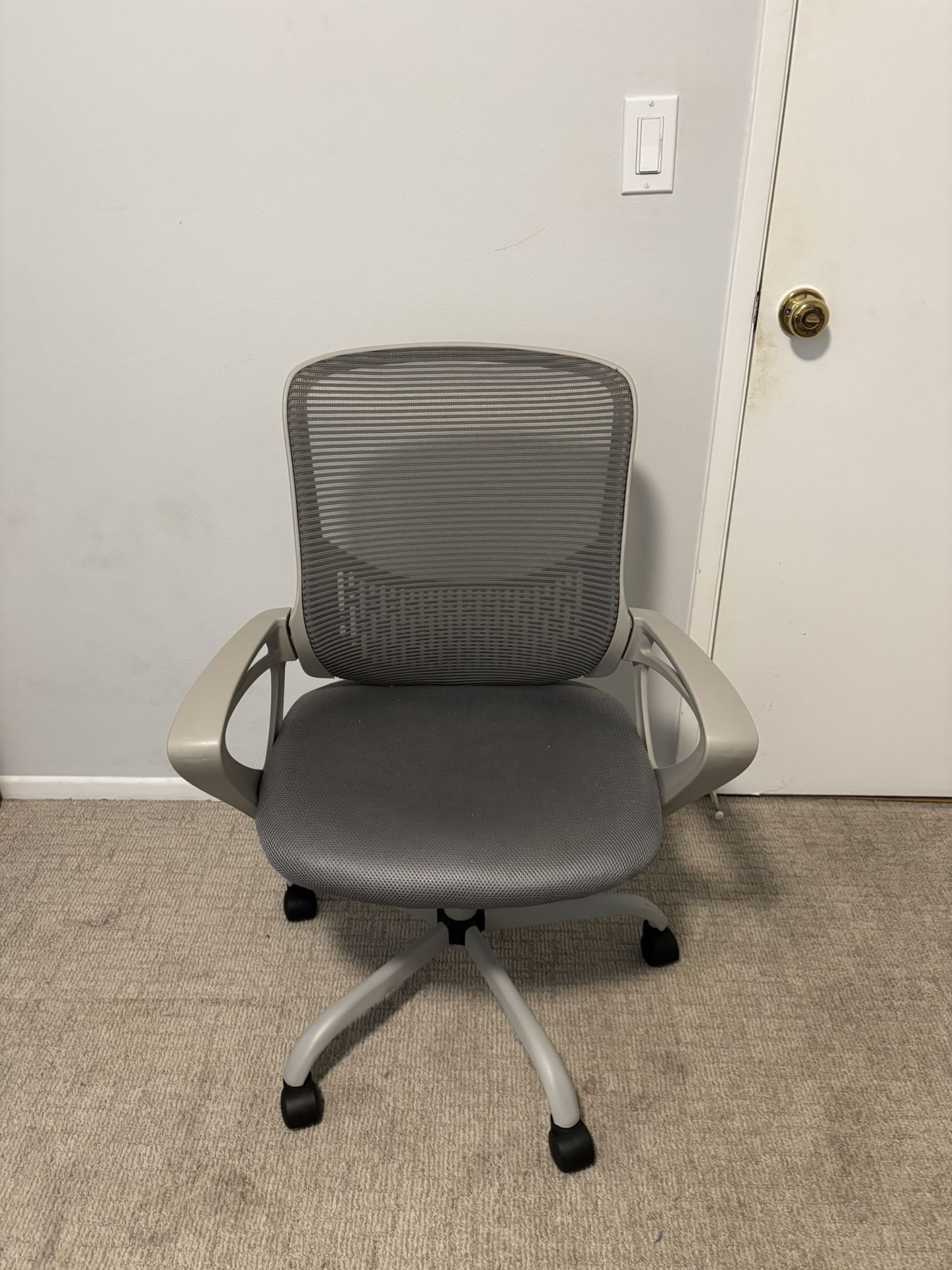 Desk chair