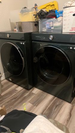 Samsung  Bespoke front loading Washer & Dryer ( Hunters Green )