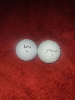 2 Golf Balls