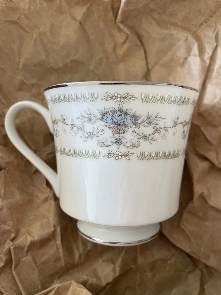 Fine China Made In Japan, Service For 12+Accessories