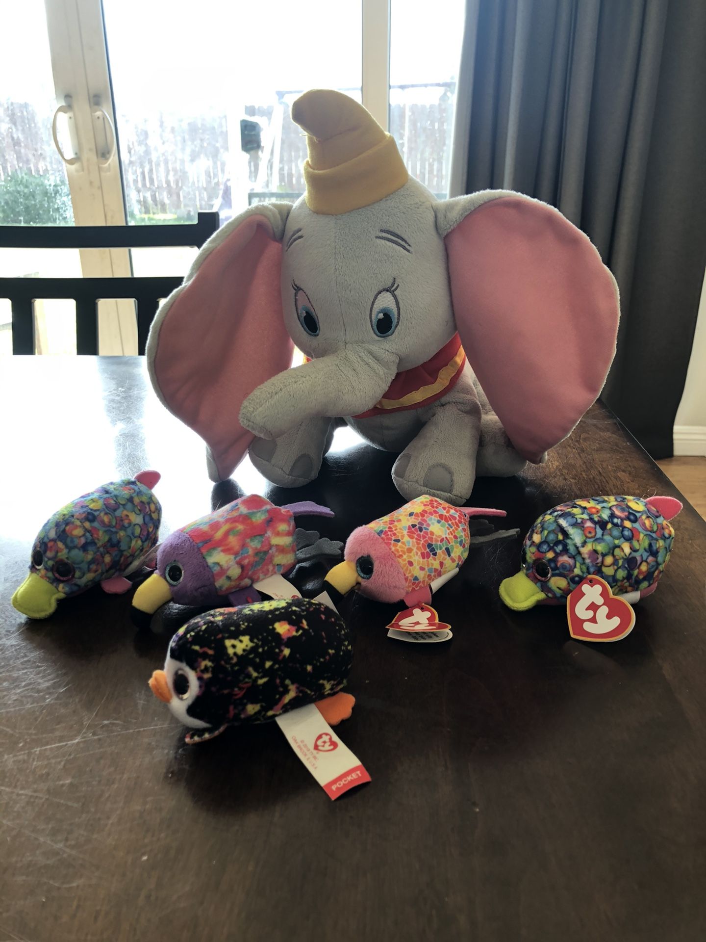 Plush toy toys dumbo lot of 6 stuffed animals kid child toddler youth