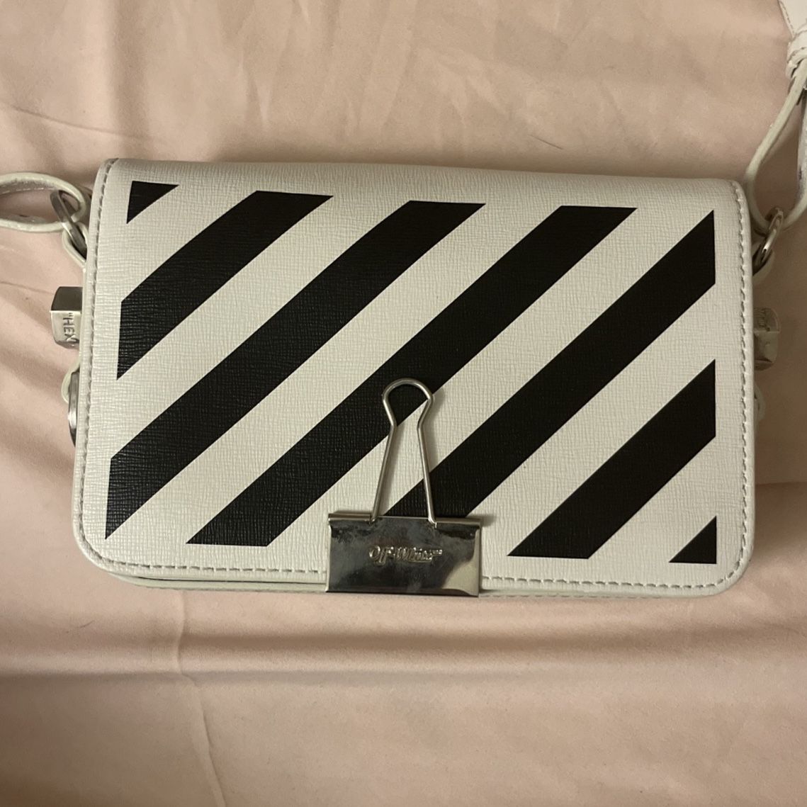 OFF - WHITE Crossbody Bag for Sale in The Bronx, NY - OfferUp