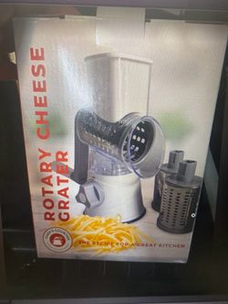 Rotary cheese grater