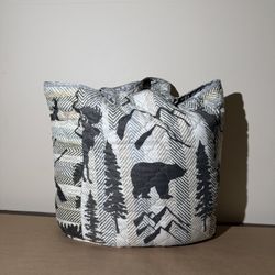 Donna Sharp Forest Lodge Quilted Tote Bag – Bear & Pine Design