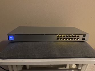 Ubiquiti 16 Port POE Switch