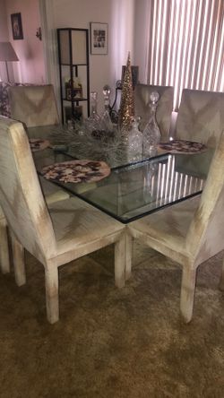 Dining room set