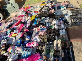 Back out tomroow Garage sale Clovis  Harvard and Barstow Ave will be back out tomroow