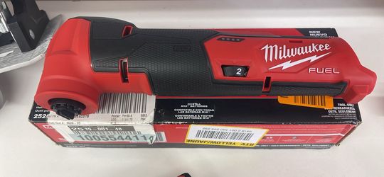 Milwaukee M12 FUEL Multi toll
