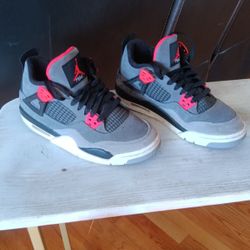 Nike Jordan 4