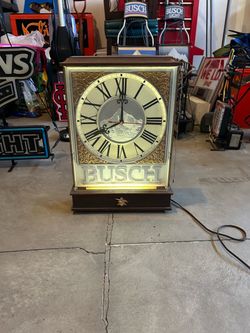Busch Beer Lighted Bar Clock Sign