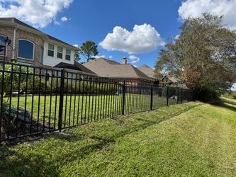 FENCES FENCES AND FENCES POWDER COATING