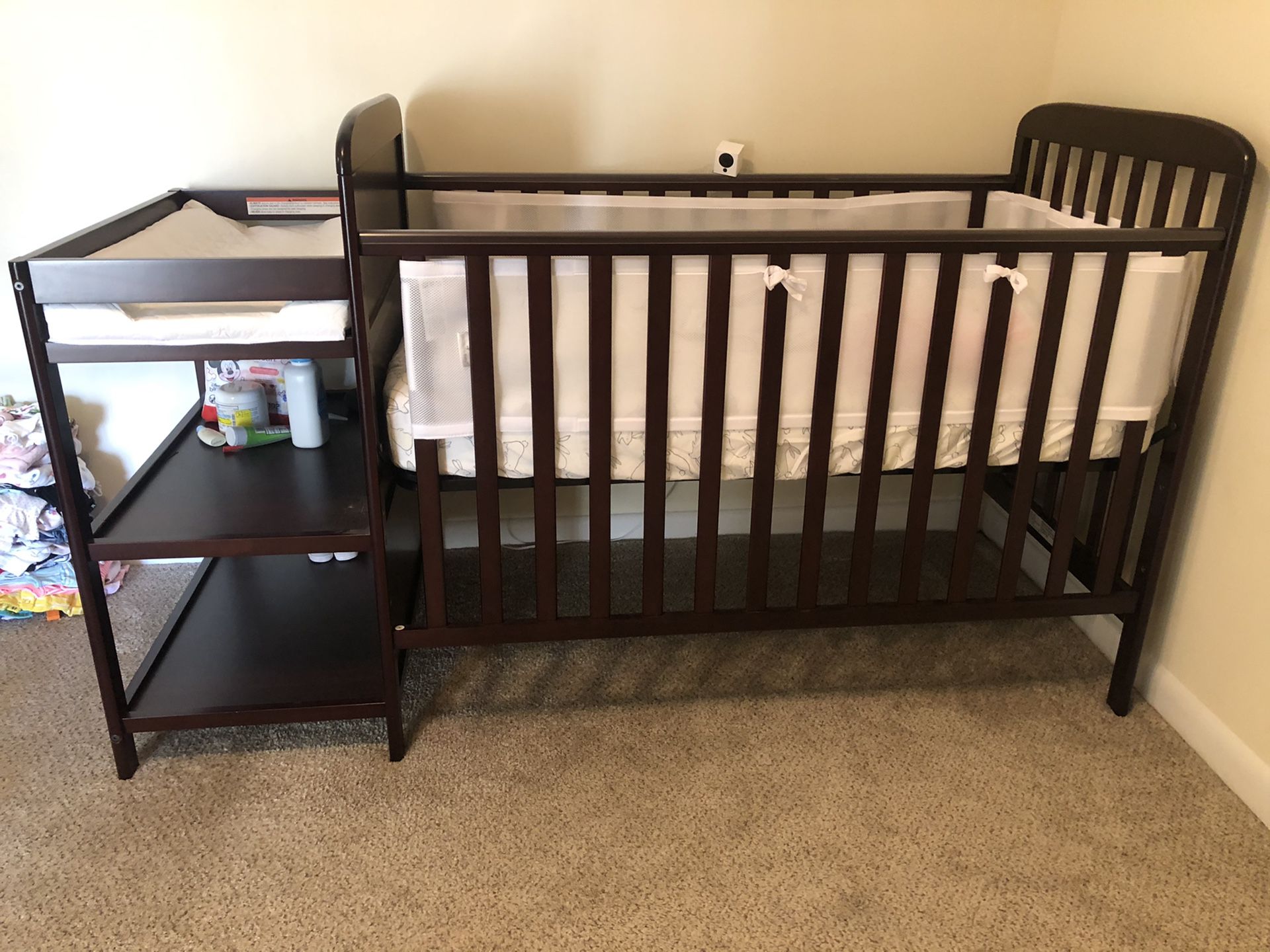 Crib with Mattress & Changing table and pad