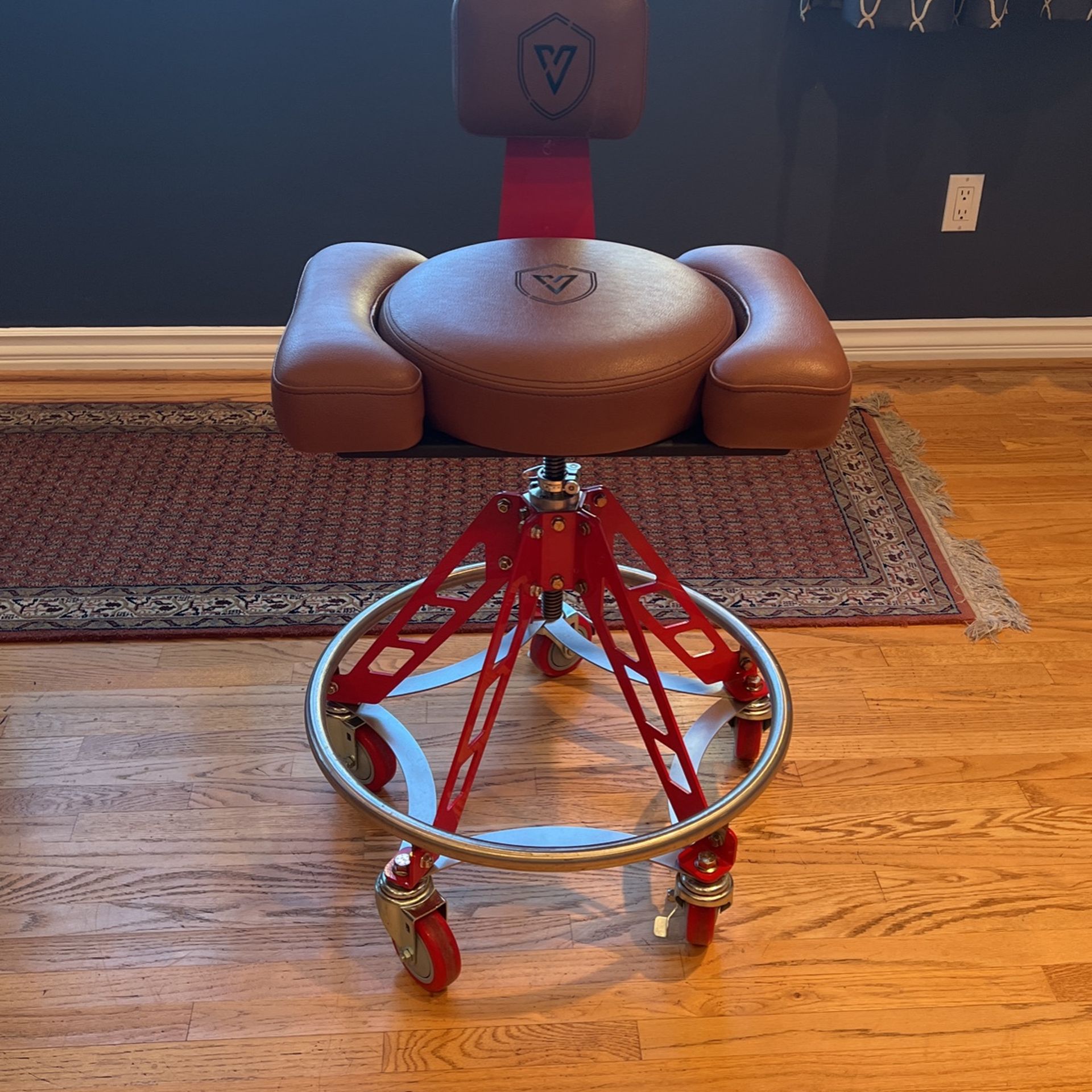 Vyper Robust Steel Max Shop Stool “Lightly Used”