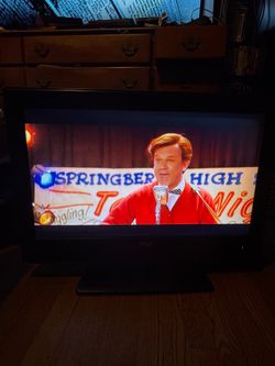 rca l26hd35d tv with dvd player tested and working!