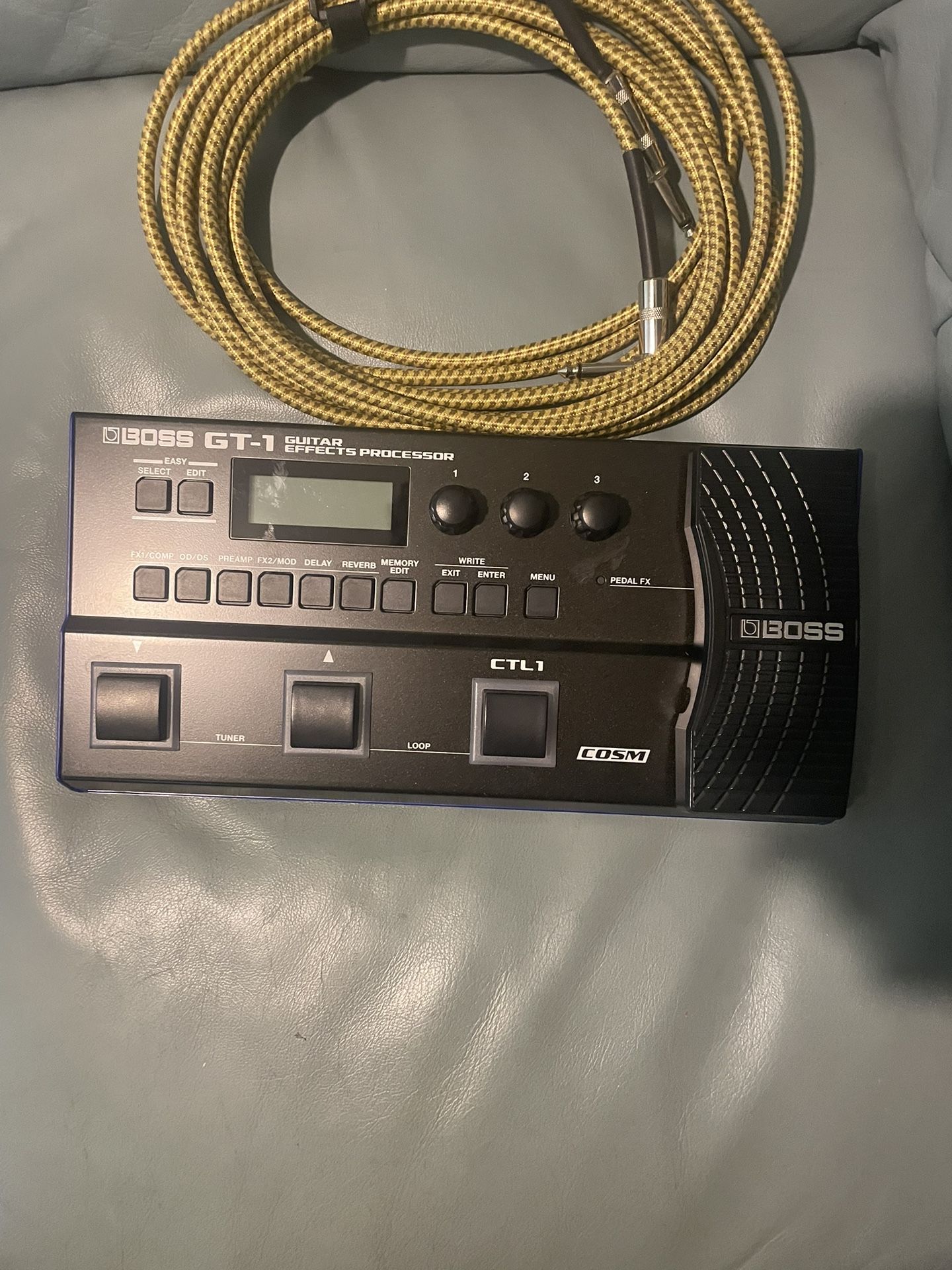 Boss Gt-1 Guitar Effects Processor