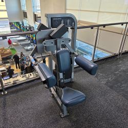 HAMMER STRENGTH SELECT LATERAL RAISE!! READY FOR PICKUP OR DELIVERY NOW!!