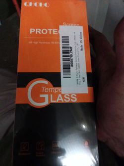 QHOHQ iPhone 18 Pro Screen Protector 3-Pack