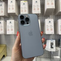iPhone 13 Pro Unlocked 128Gb Blue Color Comes With AirPods For Free !!