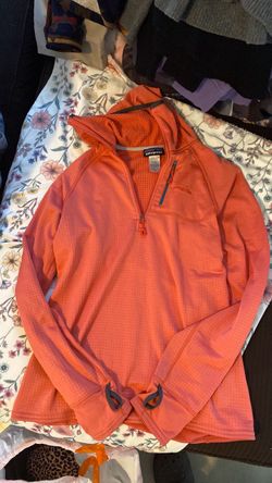 Patagonia women’s sweater