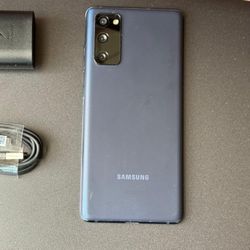 Samsung Galaxy S20 FE  , Factory Unlocked,  Excellent Condition 