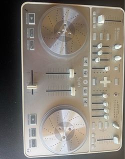 Vestax Spin DJ Controller