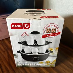 Dash Rapid Egg Cooker Deluxe 
