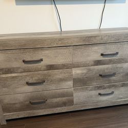 Grey Draw Set