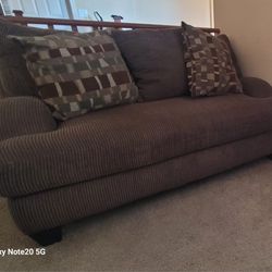 Smal Couch And Ottoman