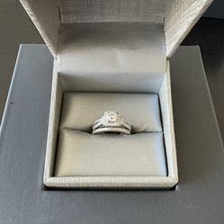 Vera Wang LOVE ring collection