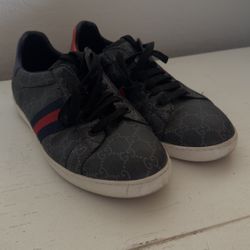 Men Gucci Shoes 