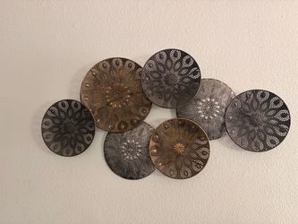 Metal Disc Wall Art Decor