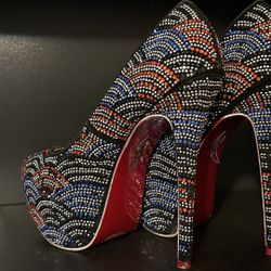 Multicolor Rhinestone Platform Pumps – Size 11