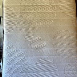 Queen Bed Mattress