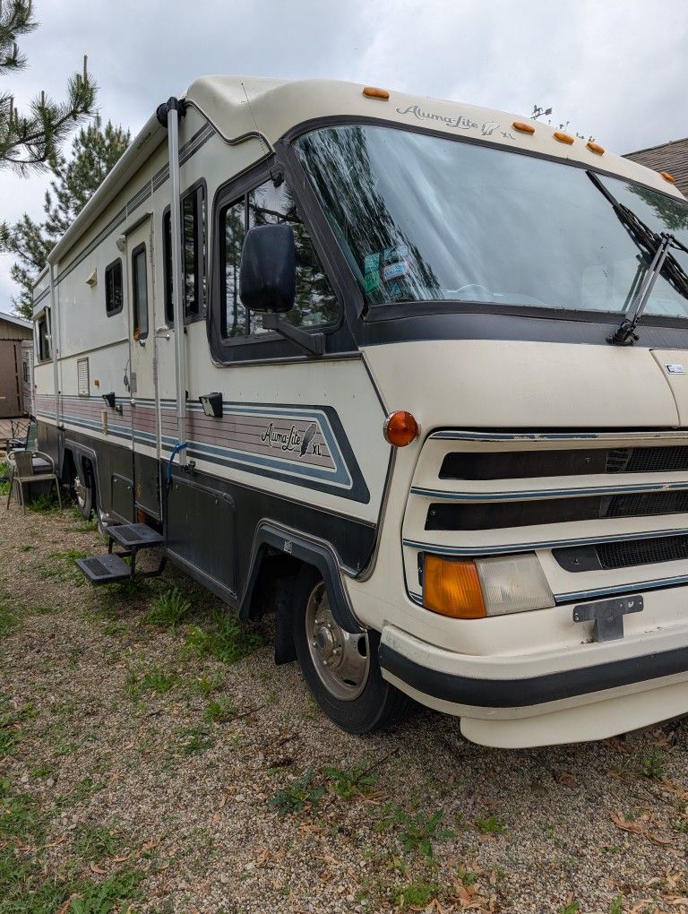 1988 Holiday rambler corporation 34' alumilite xl