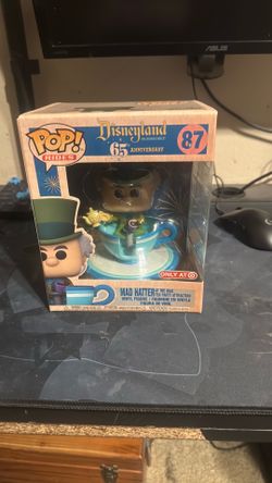 Funko Pop! Rides Disney Mad Hatter at Mad Tea Party Attraction Exclusive #87